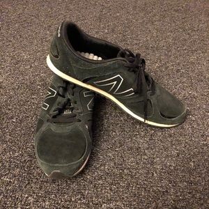 New Balance Black 555 shoes